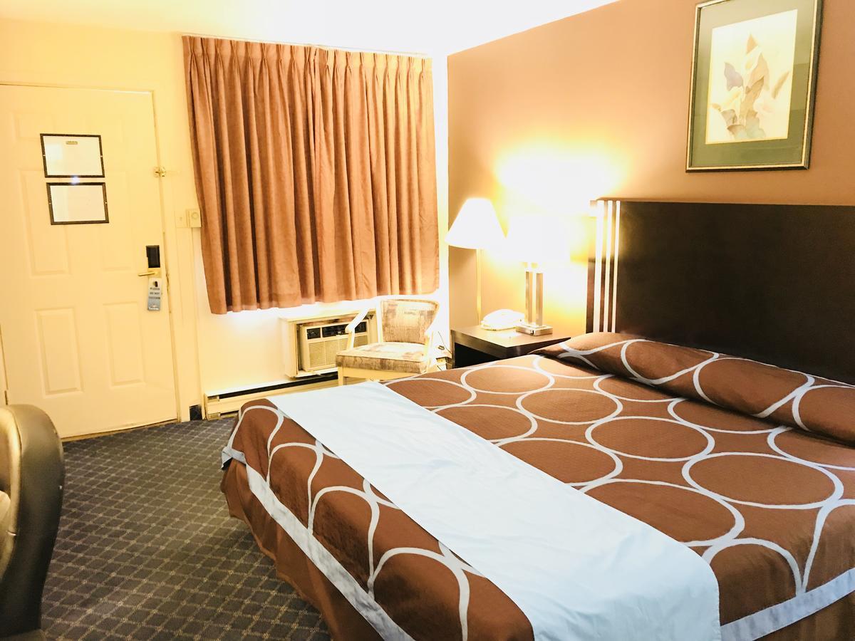 Ba Hotel Red Deer Eksteriør billede