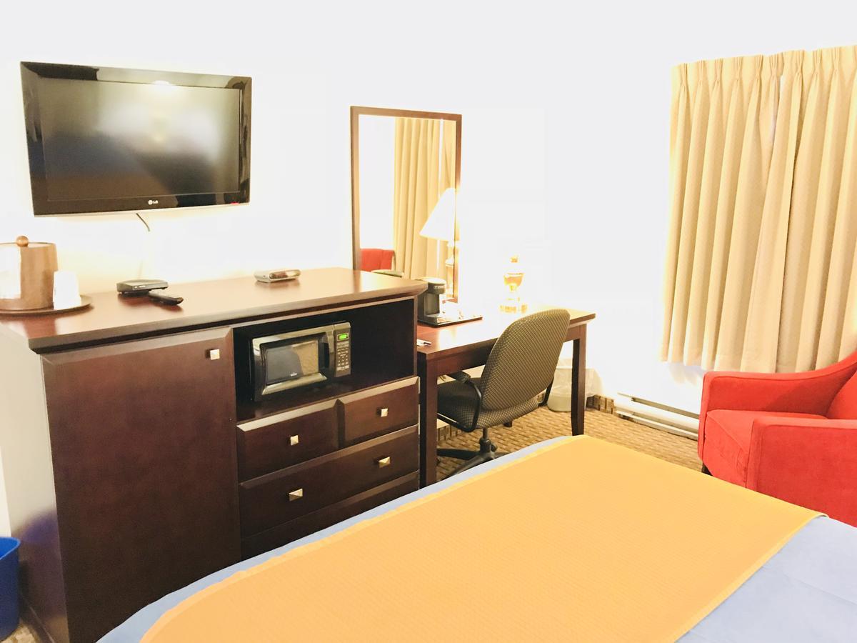 Ba Hotel Red Deer Eksteriør billede