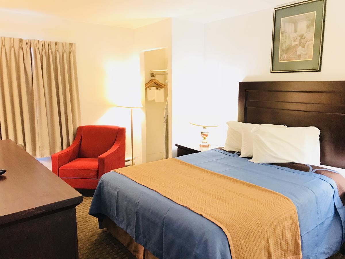 Ba Hotel Red Deer Eksteriør billede