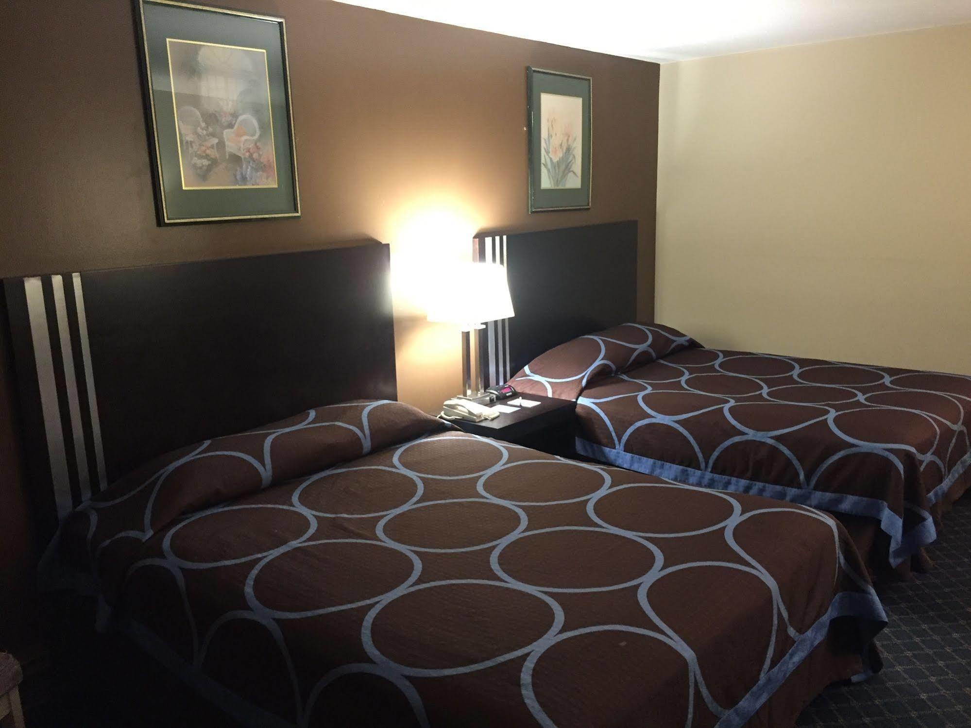 Ba Hotel Red Deer Eksteriør billede