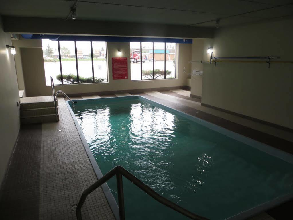 Ba Hotel Red Deer Eksteriør billede